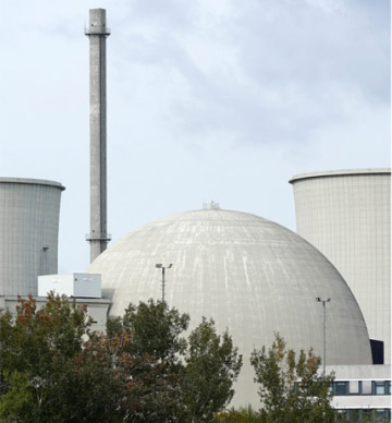 Außenansicht eines Atomkraftwerks 